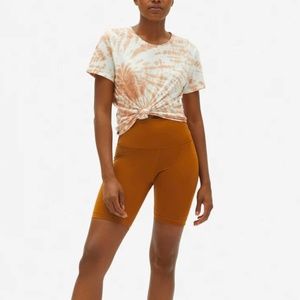 Everlane Perform Bike Short in Copper (large)